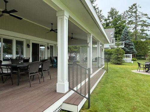 8630 Curtis Ln, Petoskey, MI, 49770-9789 | Card Image