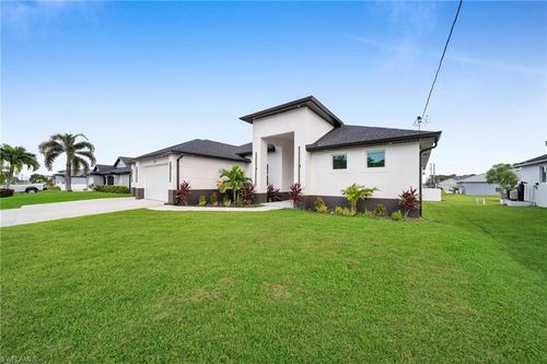3315 Andalusia Blvd, Cape Coral, FL, 33909-3341 | Card Image