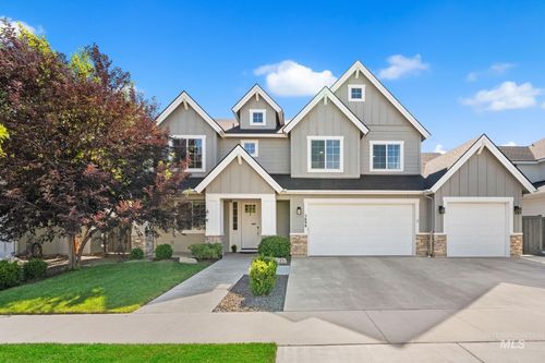 5898 S Ashcroft Way, Meridian, ID, 83642-7646 | Card Image