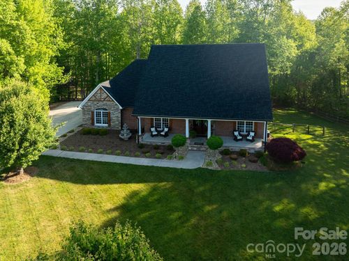 2447 Thornfield Dr, Lenoir, NC, 28645-9123 | Card Image