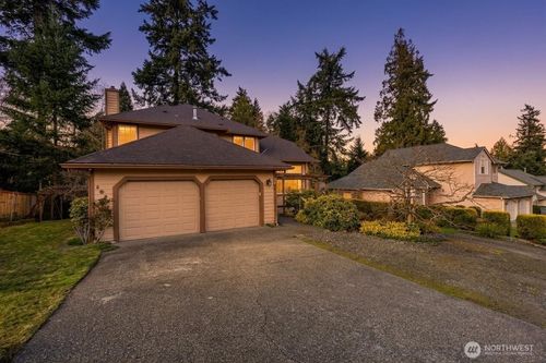 1010 Nw Calypso Cir, Silverdale, WA, 98383-8005 | Card Image