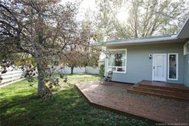 25 Hays Crt Nw, House detached with 5 bedrooms, 2 bathrooms and null parking in Medicine Hat AB | Image 39