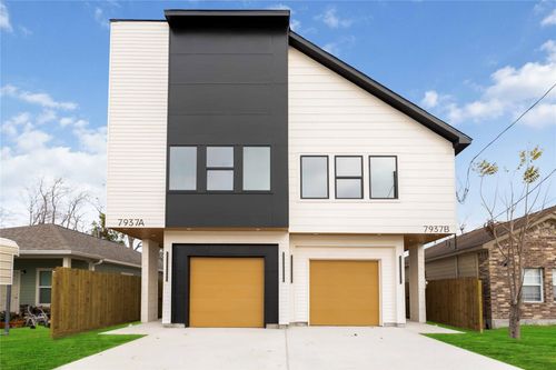 b-7817 Sandy St, Houston, TX, 77028-5247 | Card Image