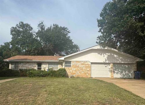 132 S Mcfarland, Stillwater, OK, 74074 | Card Image