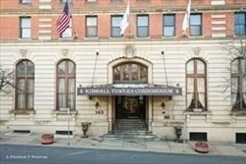 apt-202-140 Chestnut St, Springfield, MA, 01103-1517 | Card Image