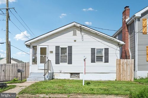 1303 Newport Gap Pike, WILMINGTON, DE, 19804-2845 | Card Image