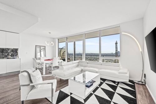 5303-1955 Alpha Way, Burnaby, BC, V5C0K6 | Card Image