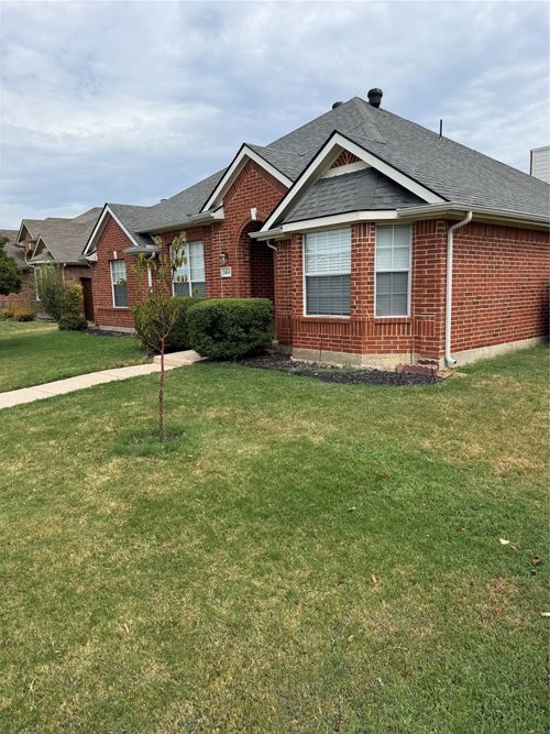 3860 Gillespie Dr, Carrollton, TX, 75010-6331 | Card Image