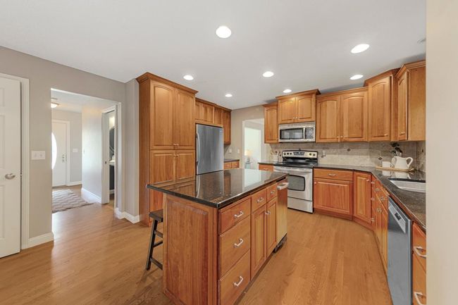 20 Kitchen.jpg | Image 14