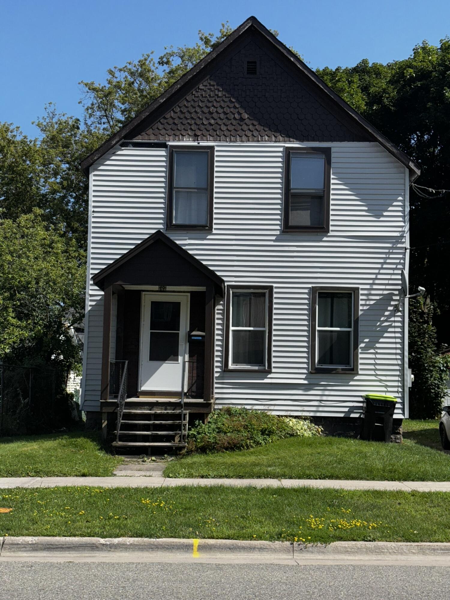 Johnston St, Sault Sainte Marie, MI 49783