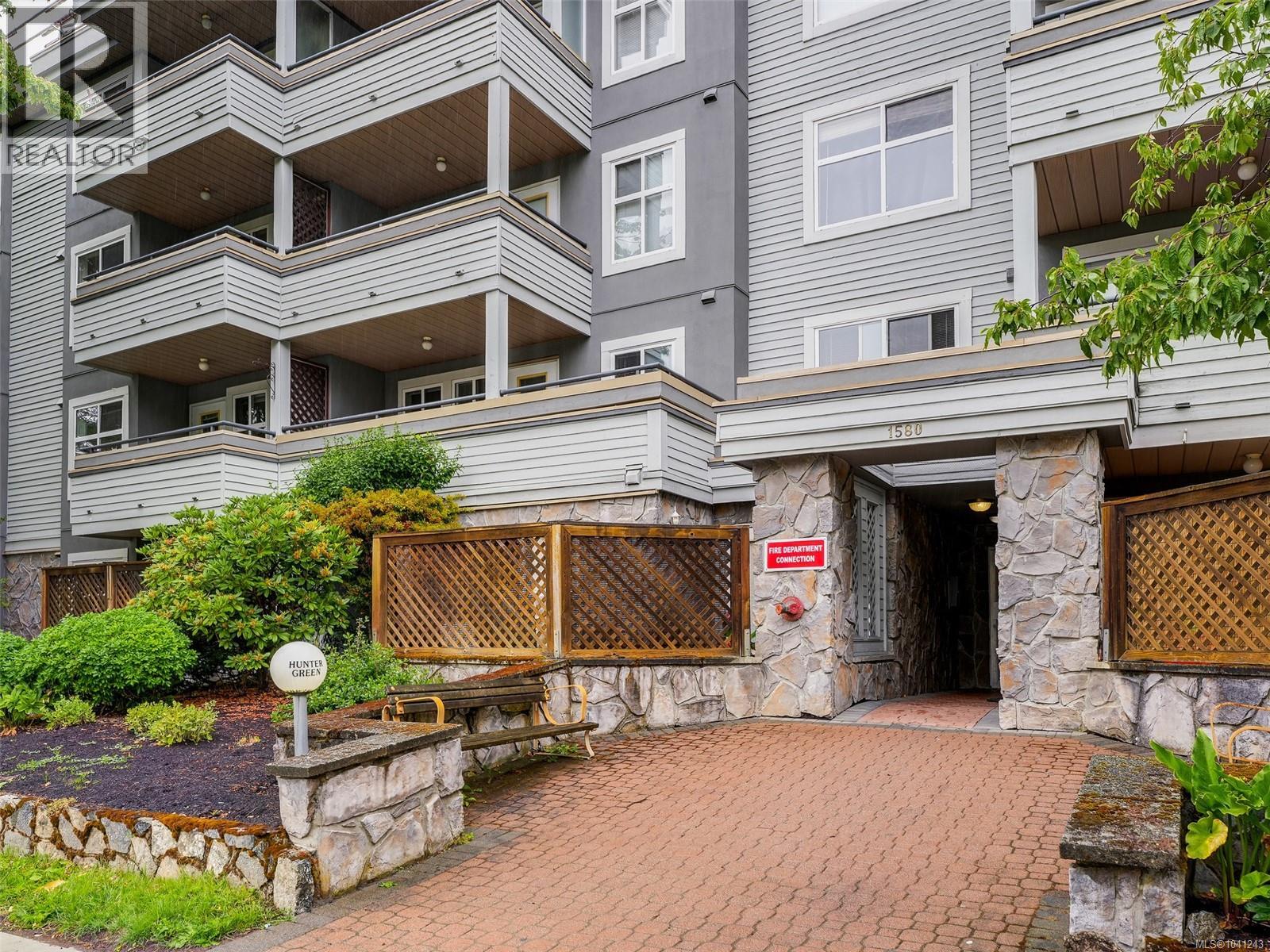 Residential in Saanich