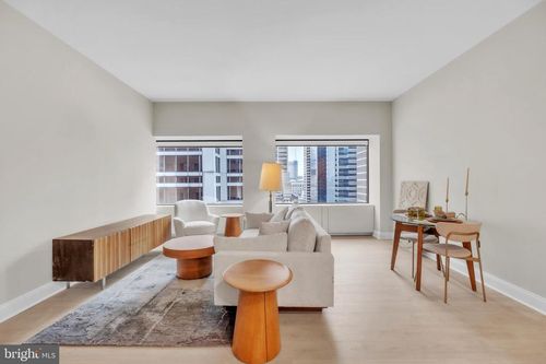 2215-1801 Market Street, PHILADELPHIA, PA, 19103 | Card Image