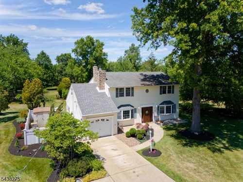 13 Southland Dr, Hillsborough, NJ, 08844-4521 | Card Image
