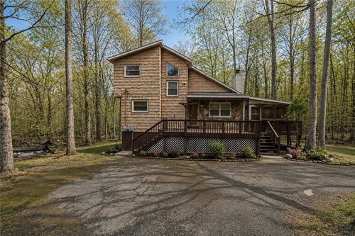1328 Winding Way, Tobyhanna, PA, 18466-3722 | Card Image