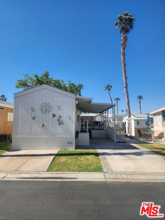 94-84136 Avenue 44, Indio, CA 92201
