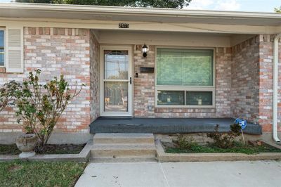 2415 Pleasant Drive, House other with 3 bedrooms, 2 bathrooms and null parking in Dallas TX | Image 3