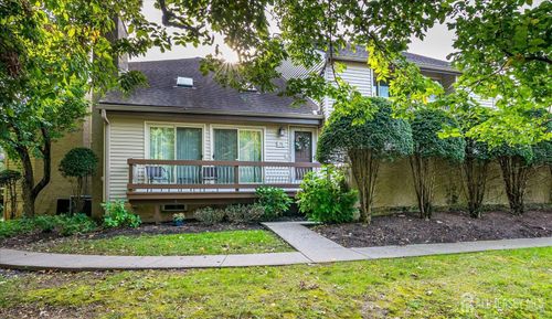 75 Kelly Dr, Edison, NJ, 08820-4604 | Card Image