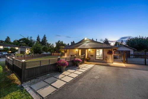 21825 Dover Rd, Maple Ridge, BC, V2X7V6 | Card Image