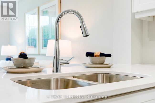 212 - 100 The Promenade, Condo with 2 bedrooms, 2 bathrooms and 2 parking in Port Stanley ON | Image 7