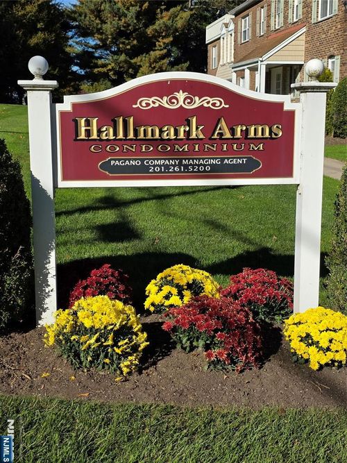 390A Center, Oradell, NJ, 07649 | Card Image