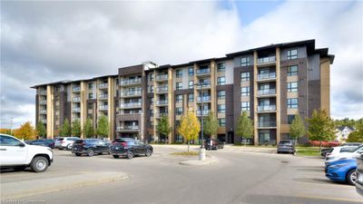 315 - 7 Kay Cres, Home with 1 bedrooms, 1 bathrooms and 1 parking in Guelph ON | Image 1