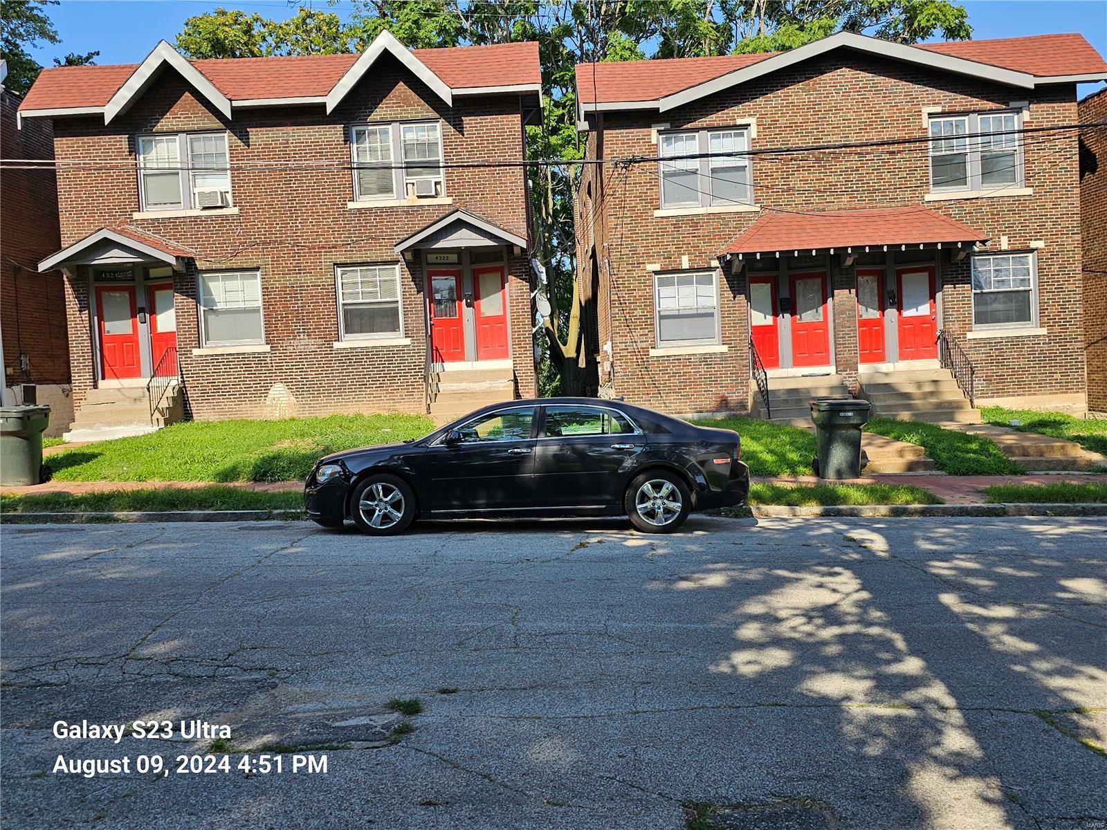 Randall Pl, Saint Louis, MO 63107