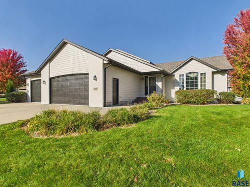 809 S Outlook Dr, Sioux Falls, SD, 57106-4610 | Card Image