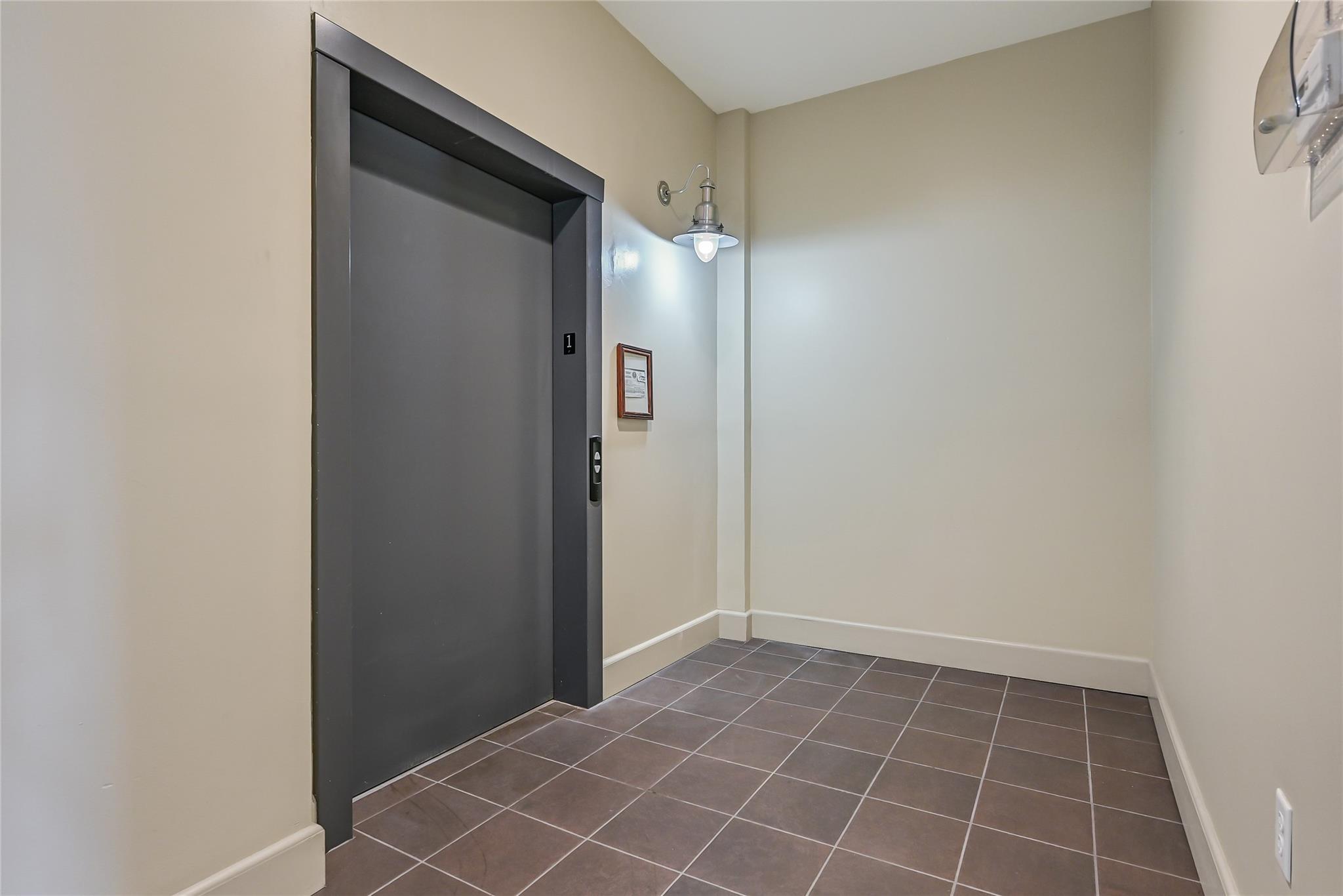 Residential Lease in Galveston 4