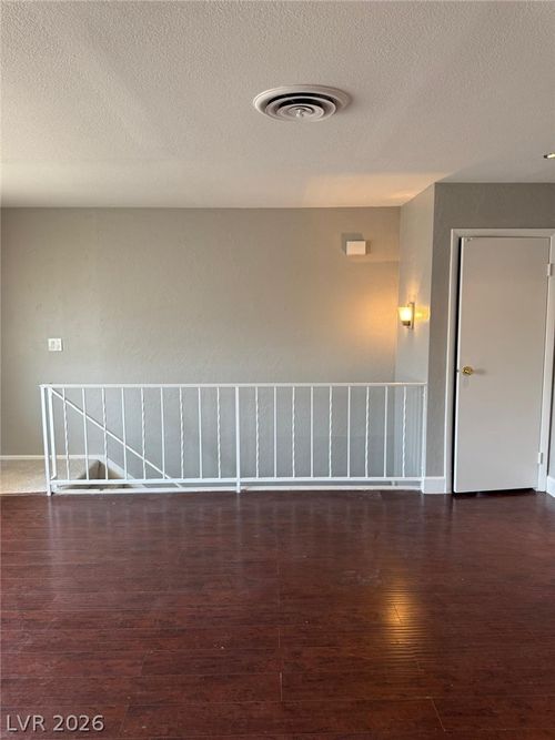 3-1521 Elizabeth Avenue, Las Vegas, NV, 89119 | Card Image