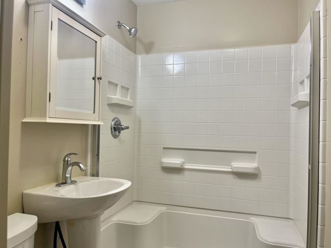 805 Berkley Dr, House other with 2 bedrooms, 2 bathrooms and null parking in Wabash IN | Image 9