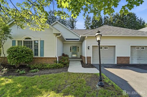4 Empress Ct, PRINCETON, NJ, 08540-5065 | Card Image