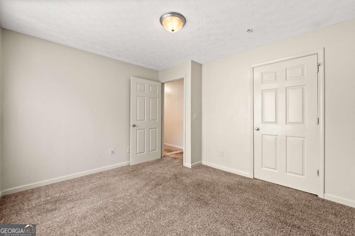 Residential Lease in Lithonia 4
