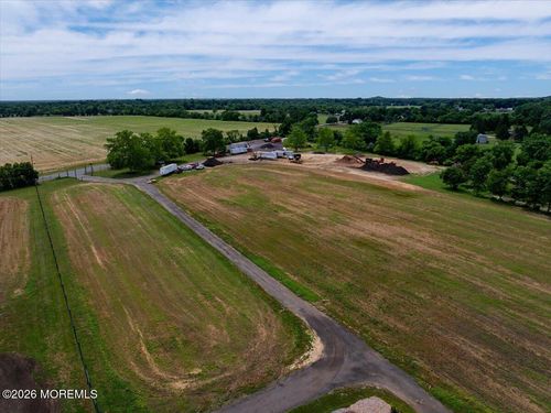 196 Stagecoach Rd, MILLSTONE TOWNSHIP, NJ, 08510-7974 | Card Image