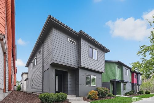 12220 Se 251st Pl, Kent, WA, 98030-6962 | Card Image