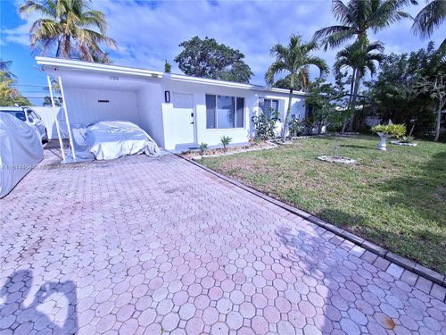 1720 Sw 64th Ave, North Lauderdale, FL, 33068-5228 | Card Image