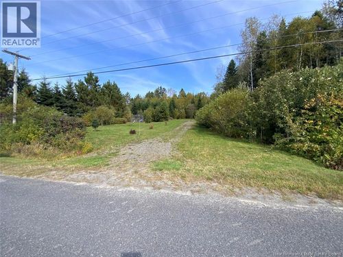 687 Toussaint Rd, Saint-Joseph-De-Madawaska, NB, E7B2T9 | Card Image