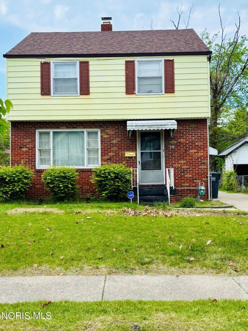 1946 Oakwood Ave, Toledo, OH, 43607-1520 | Card Image