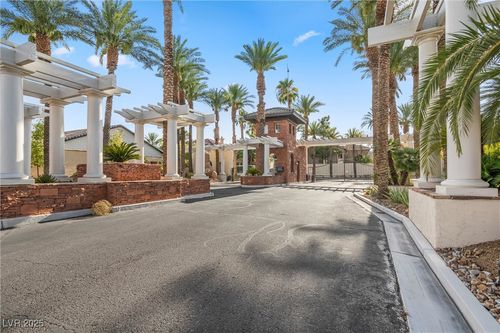 253 White Willow Ave, Las Vegas, NV, 89123-1111 | Card Image