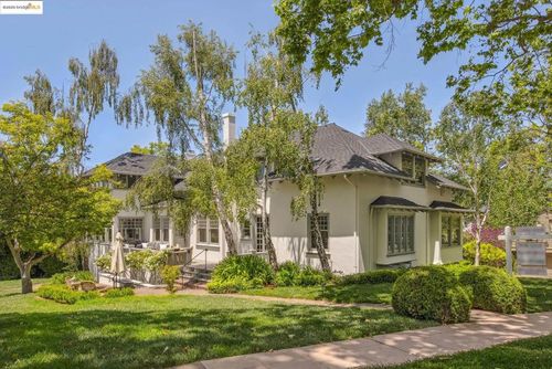 101 Bonita Ave, Piedmont, CA, 94611-3901 | Card Image