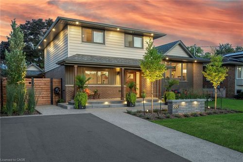 238 Slater Cres, Oakville, ON, L6K2C8 | Card Image