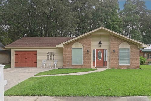 6905 White Oak Cv, White Hall, AR, 71602-3636 | Card Image