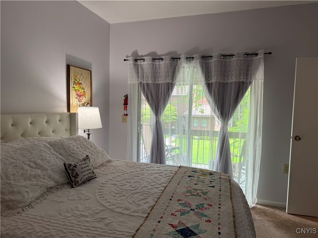 646 Idlewood Ct, House other with 3 bedrooms, 2 bathrooms and null parking in Baldwinsville NY | Image 15