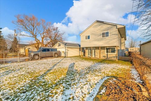 7454 Dyke Rd, Clay, MI, 48001-3012 | Card Image