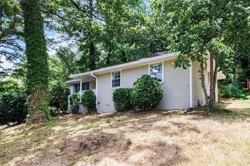 2918 Santa Monica Dr, Decatur, GA, 30032-3560 | Card Image