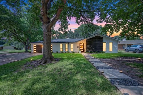 8920 Kincaid Dr, Benbrook, TX, 76116-1302 | Card Image