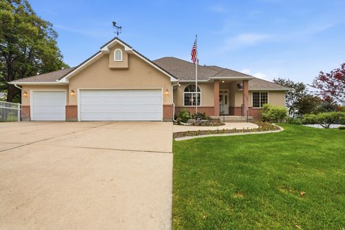 235 Buckingham Dr, Providence, UT, 84332-9670 | Card Image
