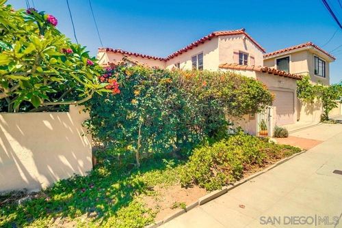 2854 Albatross St, San Diego, CA, 92103-6102 | Card Image
