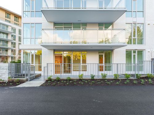 102-2375 Emery Pl, North Vancouver, BC, V7J1R1 | Card Image