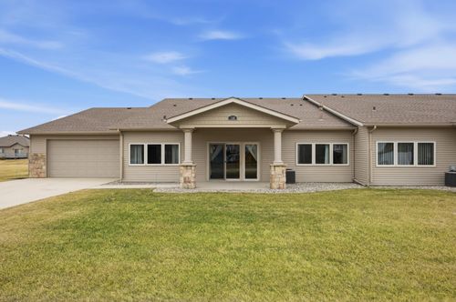 i-150 Sheyenne St, Kindred, ND, 58051-4300 | Card Image
