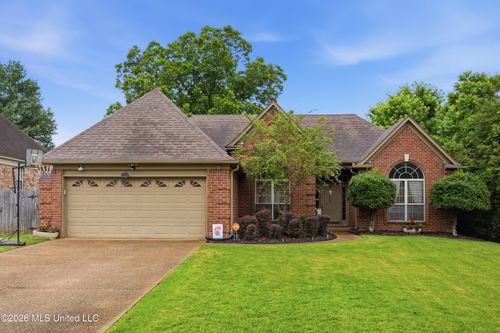 6093 S Shadow Oaks Cove, Olive Branch, MS, 38654 | Card Image